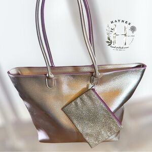 - BATH & BODY WORKS | 🏷️NWT MSRP:$115 Rose-Gold Zippered Large ToteBag-SKU…